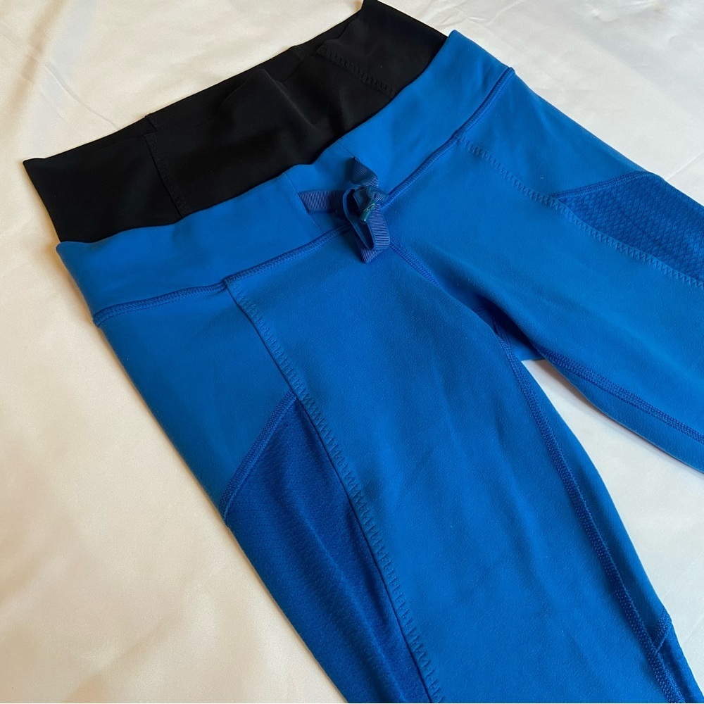 Lululemon Athletica Blue Leggings with Black Waistband - Picture 2 of 12